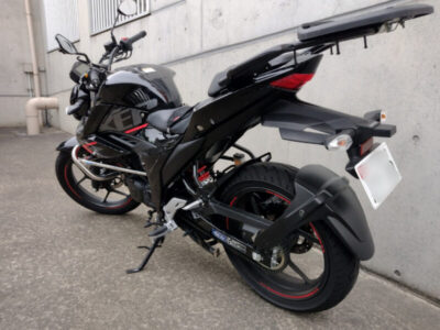 スズキgixxer150用バンパーパーツ